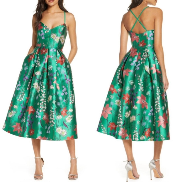 Eliza J Dresses & Skirts - Eliza J Jacquard Floral Midi Dress